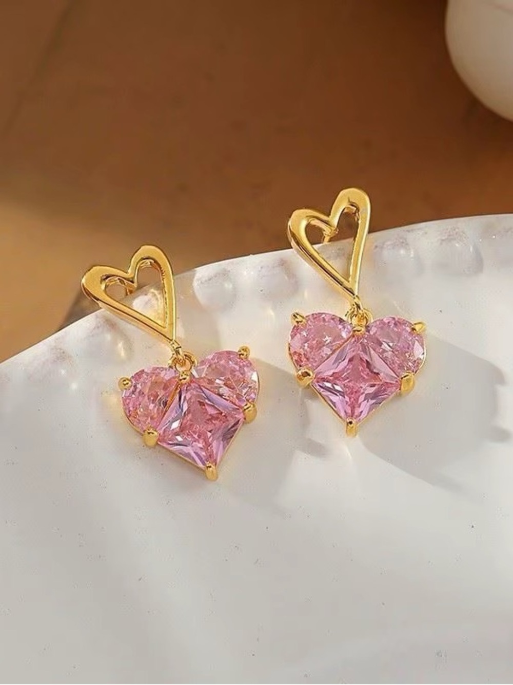 *** High Quality Gold Heart Drop Earrings with Pink Crystal Heart